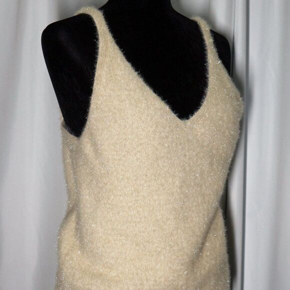 OnTwelfth Fuzzy Knit Camisole - Picture 3 of 6